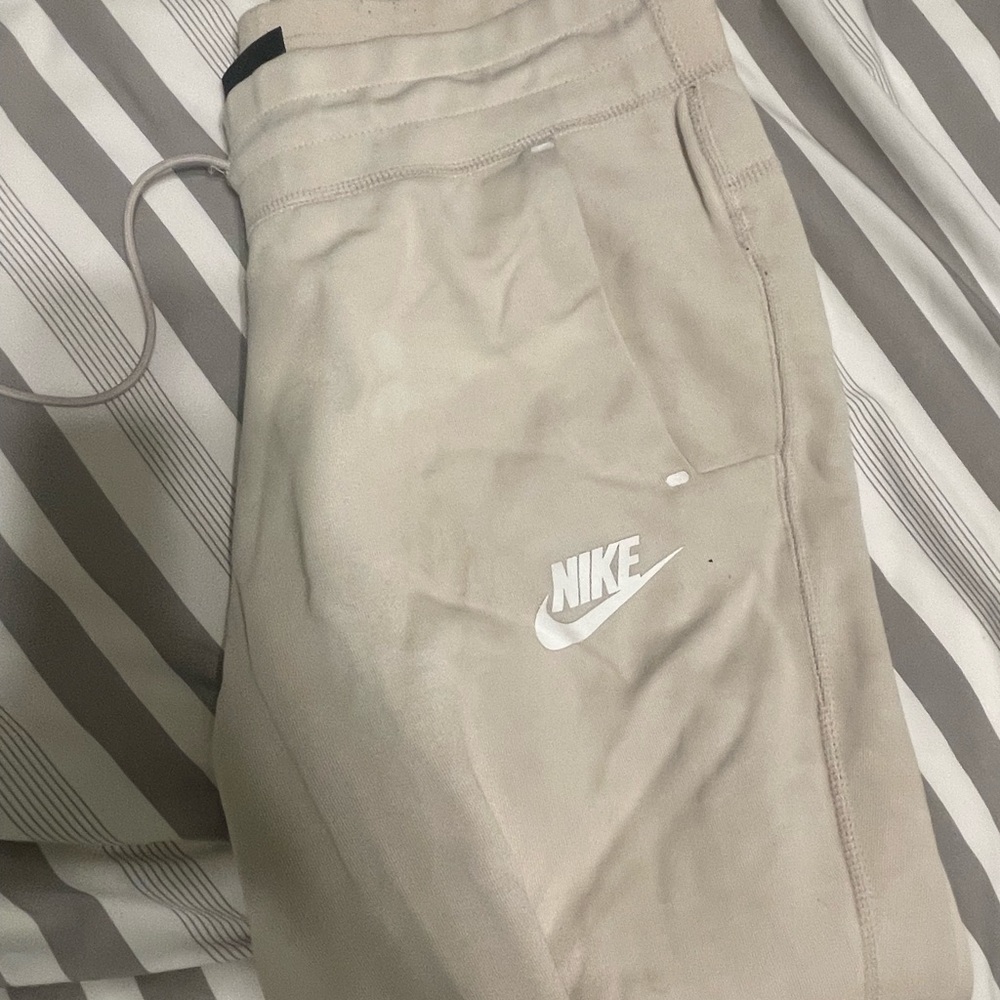 Cream Nike sweatpants